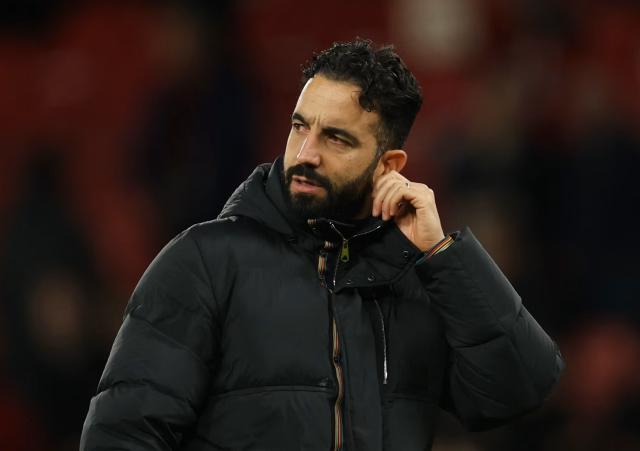 1736169505591041873.png amorim.png